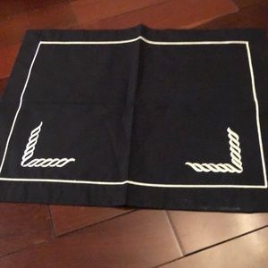 Belgian 12x16 pillow shams nwot